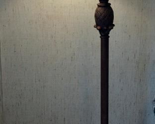 5' Metal Floor Lamp With Pineapple Accent And Adjustable Swivel Shade, Powers On