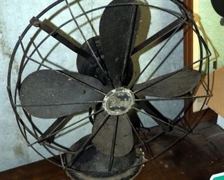 Antique Diehl Manufacturing 16" Electric Fan