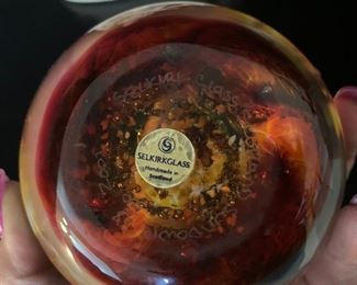 Selkirk glass Paperweight 2001 "Sundown"