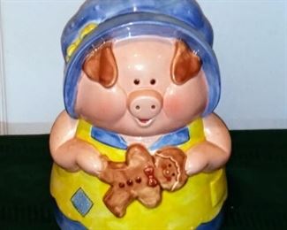 Josef Originals Cookie Jar- Pig in Bonnet
