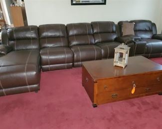 Leather Reclining Sectional w/Chaise - Coffee Table w/storage and pull out top for table