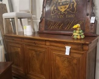Walnut enfilade/sideboard, English winery signs, side chairs, majolica