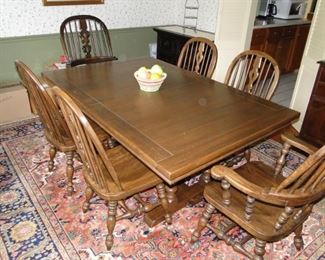 Ethan Allen Royal Charter Oak Dining Room Table and Chairs