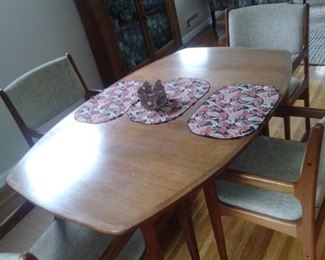 Mid-century table with four matching chairs