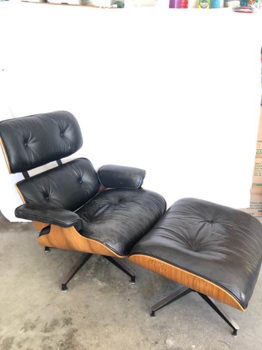 Eames Herman Miller Lounge Chair