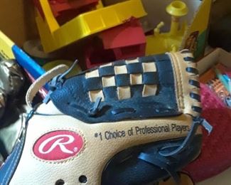 Kid's baseball glove by Rawlings