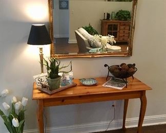 Pine Foyer Table  - Mirror- Silk - Decor 