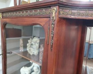 antique cabinets 