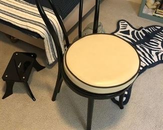 Bentwood chair with pad $36