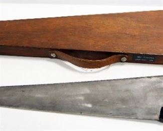 Musical Saw With Bow In Custom Made Case, Saw Made By Henry Disston & Sons In Philadelphia Between 1917-1942 Based On Medallion