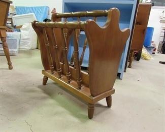 1950s 60s Early American Styled Wooden Magazine Rack