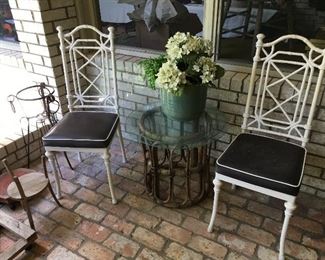 Small patio table & chairs