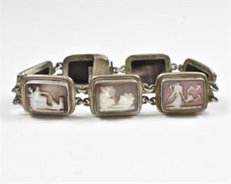Mother of Pearl Cameo Cut Bracelet