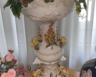 Very Unique Capodimonte Style Ceramic Lamp.  Hand painted flowers/planter. 