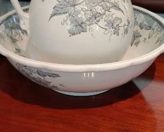 Johnson Bros. chamber pot set