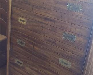 Lane 5 drawer dresser