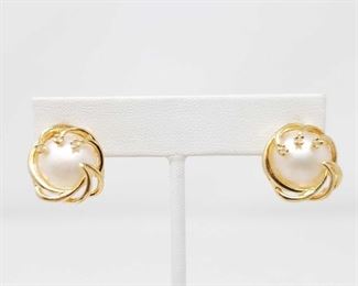14K gold pearl diamond earrings weighs approx 7.1 g 