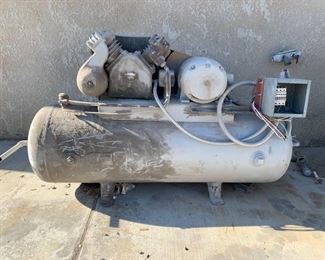 2900	

Worthington Air Compressor
Size: 223E Model: 5369