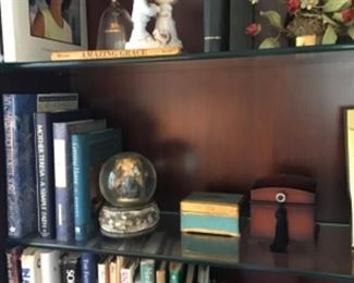 This home is filled with a huge collection of Christian and inspirational books! I think we could all use a word of hope right now. Give these wonderful books their new homes.