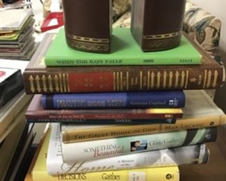 More books and nice, heavy vintage brown leather bookends