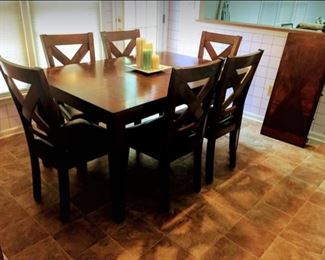 New Dining Table Set with 6 Chairs $650