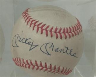 Mickey Mantle signed Rawlings Base Ball