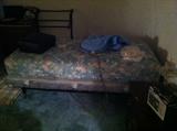 Craftmatic adjustable bed (extra long twin)