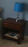 Stanley bedroom suit side/end nightstand table (bad lighting, refer to other pics for better view of color)