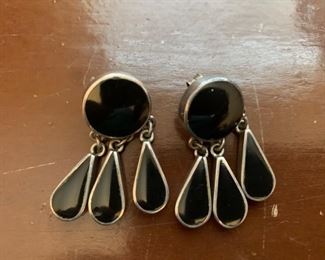 sterling/onyx pierced earrings