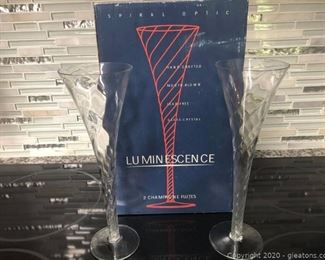 1999 Luminesce Spiral Option Champagne Flutes