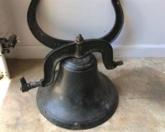 Antique Cast Iron No 2 Farm Bell