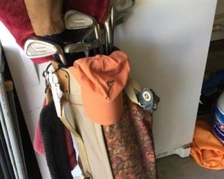 Ladies Golf Clubs, Bag,  Balls
