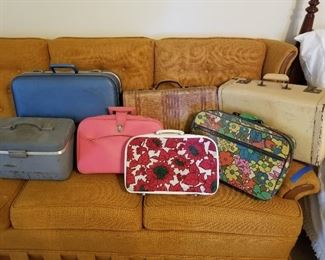 Vintage SuitCases and Carring Cases 