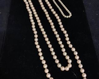 180r Pearl Necklaces