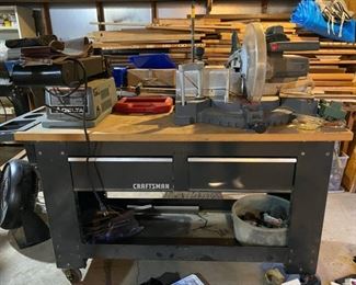 Craftsman portable workbench/station 