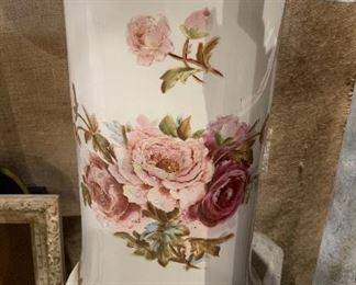 Large Antique Victorian painted rose porcelain umbrella stand/plant stand with removable lid 