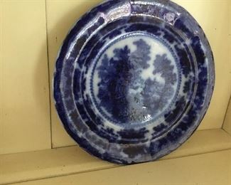 Flow blue plate