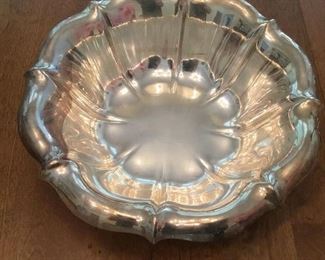 Silver plate center bowl