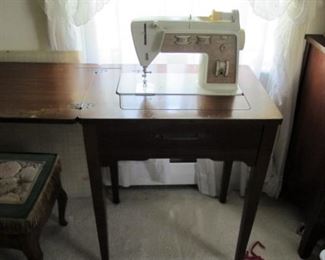 Kenmore sewing machine, works