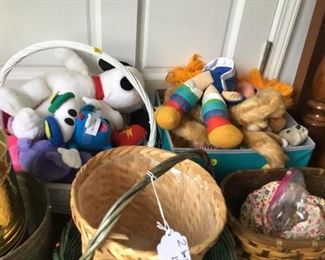 Toys and baskets