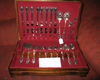 1847 Rogers silver plate flatware   service for 8 with serving pieces   BUY IT NOW $ 125.00