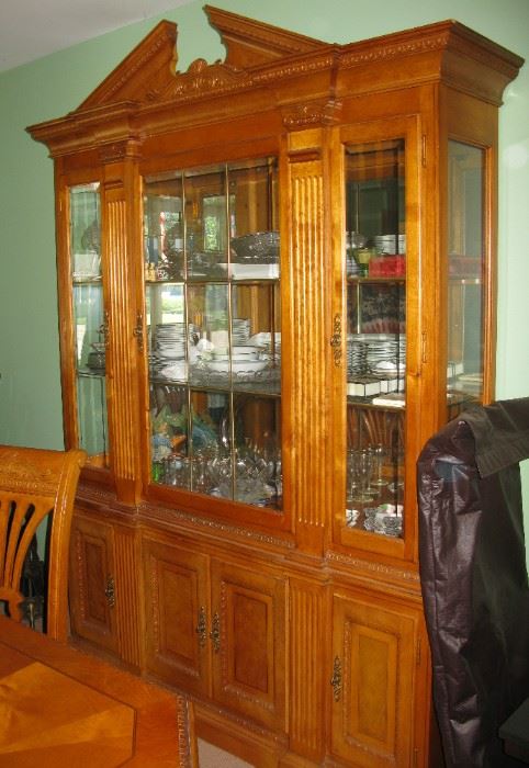 China cabinet    BUY IT NOW $ 245.00