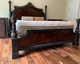 11. Grand Tempurpedic King Size Bed with adjustable and vibrating frame INCREDIBLE $2500                           81" x 90" x 70" tall 
