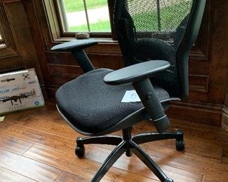 88. Great like new office chair $55