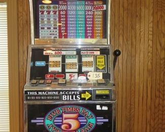 IGT "5 Times Pay" Slot Machine