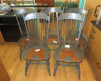 Lot of 5 Virginia House Windsor Style Kitchen Chairs