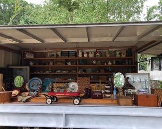 Vendor trailer with $25 items! Get over here & shop!