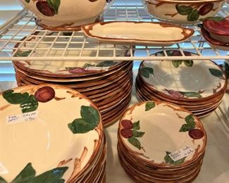 Franciscan Apple Pottery