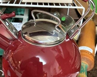 Red kettle