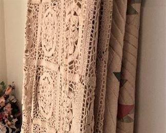 Bed and table coverings